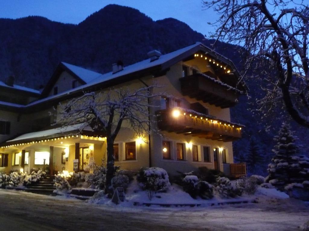 Hotel Weisses Roessl - Cavallino Bianco Laion Extérieur photo
