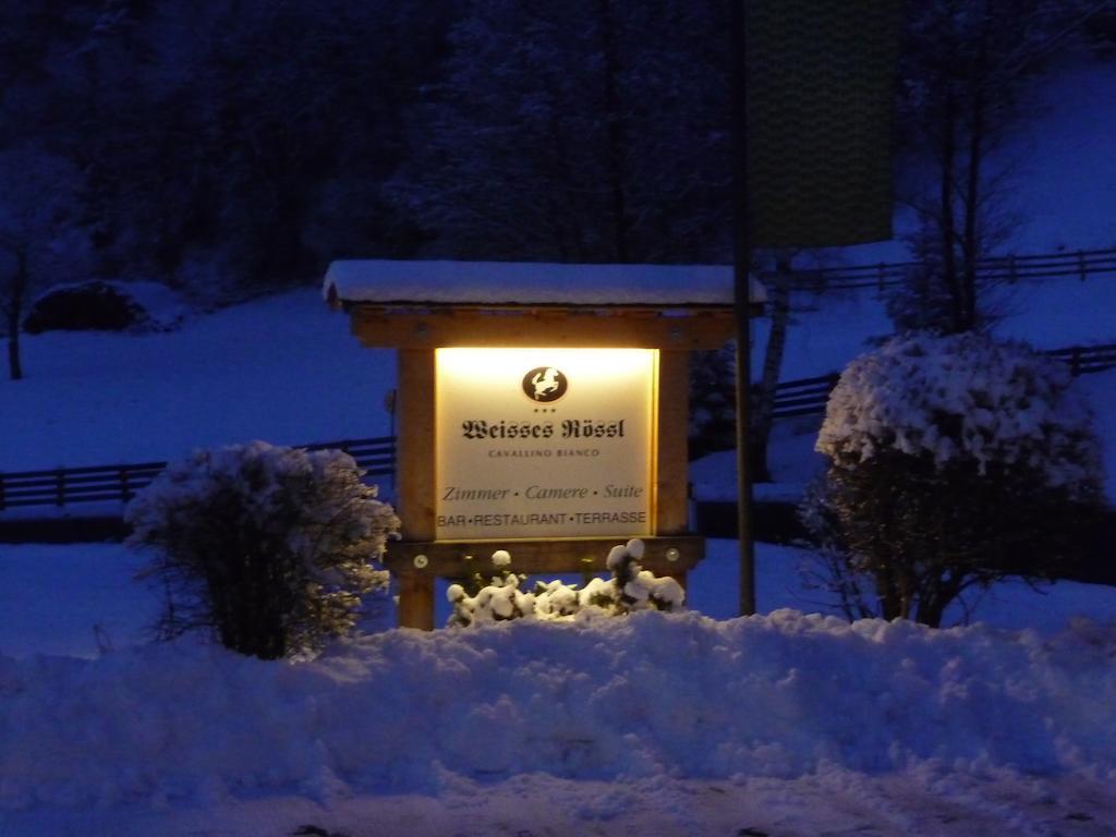 Hotel Weisses Roessl - Cavallino Bianco Laion Extérieur photo